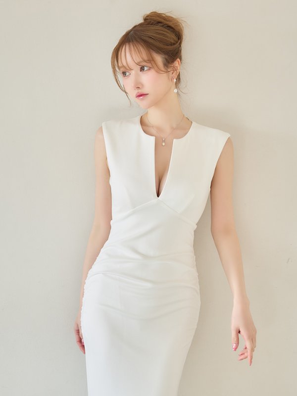 ホワイト　モデル：ゆめ　身長：160cm　着用サイズ：Sサイズ