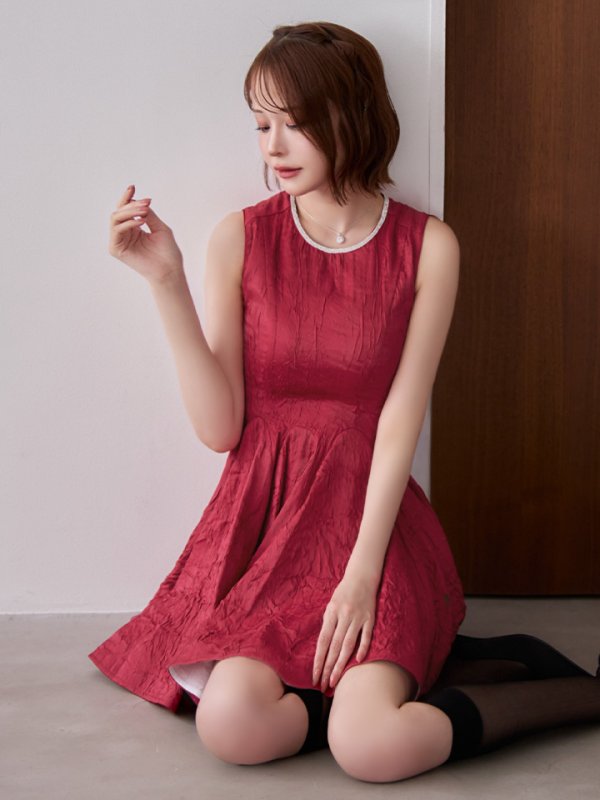 ワインレッド モデル：れみれみ　身長：163cm　着用サイズ：Sサイズ