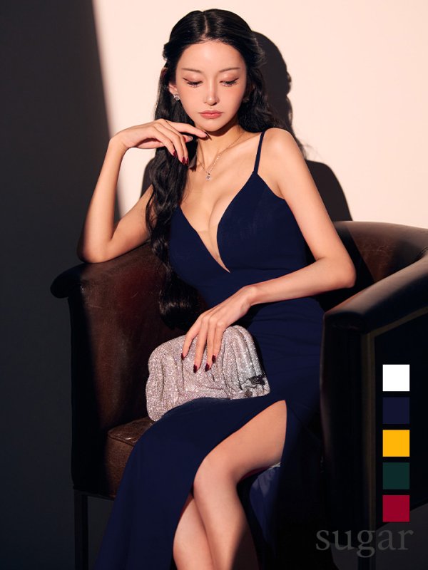 ネイビー モデル：まおちゃる　身長：158cm　着用サイズ：Sサイズ