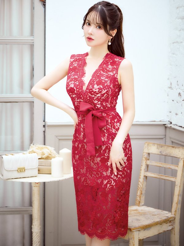 ワインレッド モデル:ゆめ 身長:160cm 着用サイズ:7号(Sサイズ)