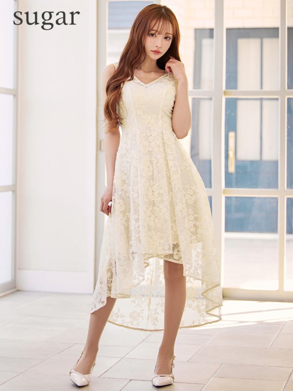 アイボリー　モデル：真優川咲　身長：158cm　着用サイズ：7号(Sサイズ)