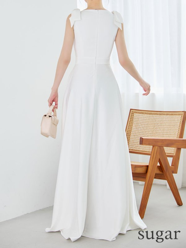 ホワイト　モデル：ゆめ　身長：160cm　着用サイズ：7号(Sサイズ)