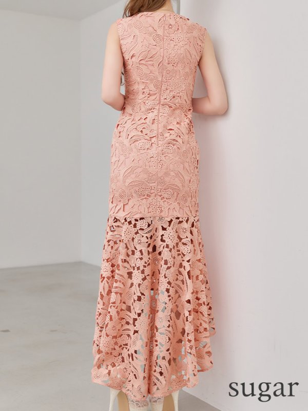 ピンク モデル：ゆめ　身長：160cm　着用サイズ：7号(Sサイズ)