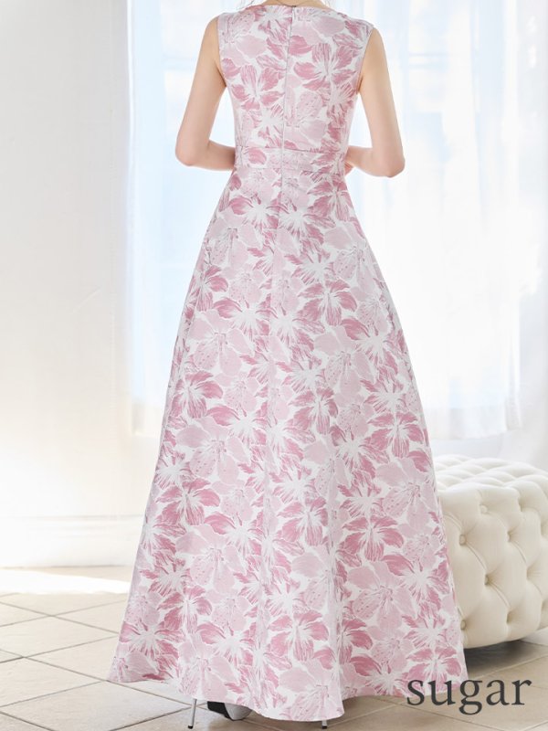 ピンクxシルバー　モデル：ゆめ　身長：160cm　着用サイズ：7号(Sサイズ)