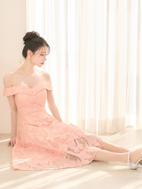 ピンク　モデル：ゆりお　身長：165cm　着用サイズ：Sサイズ