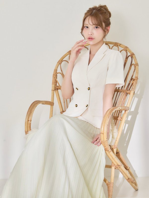 アイボリー　モデル：るりぴ　身長：165cm　着用サイズ：7号(Sサイズ)