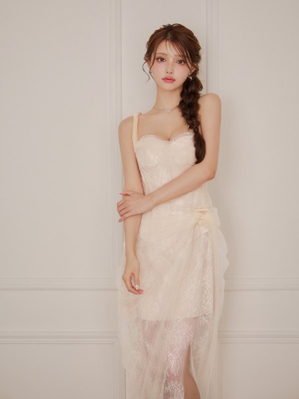 ベージュ　モデル：ももか　身長：156cm　着用サイズ：Sサイズ