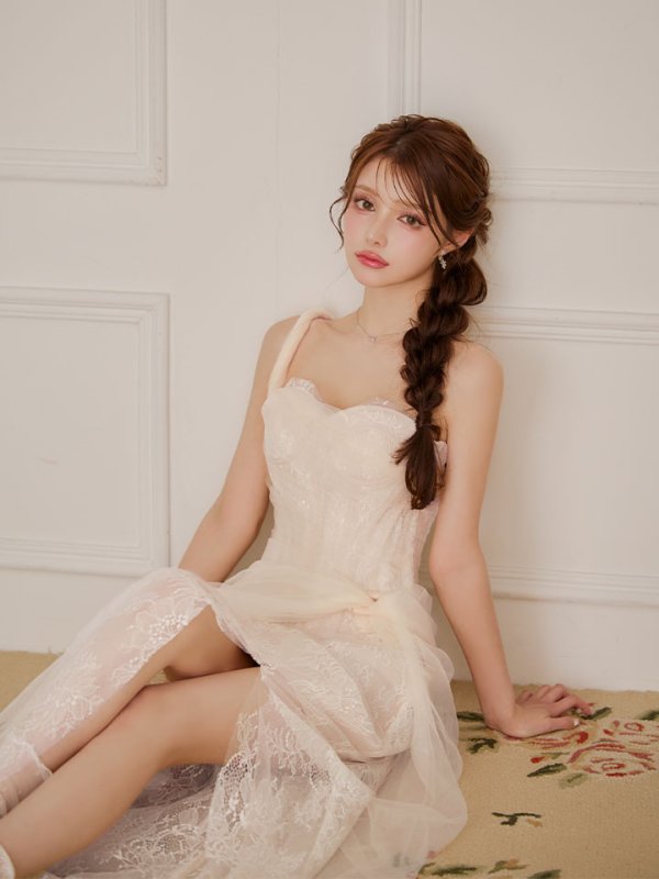 ベージュ　モデル：ももか　身長：156cm　着用サイズ：Sサイズ