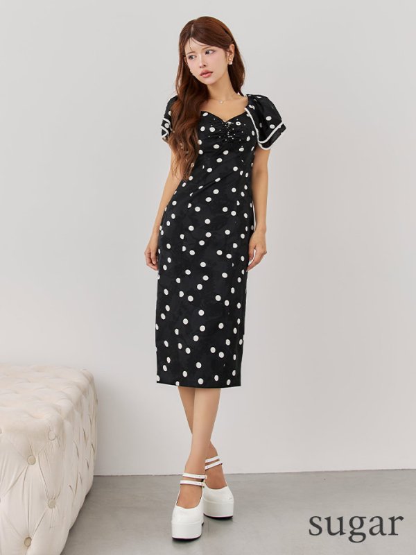 ブラック モデル：まりん　身長：164cm　着用サイズ：7号(Sサイズ)