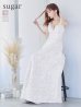 ホワイト モデル：杉山佳那恵　身長：158cm　着用サイズ：7号(Sサイズ)