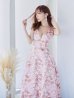 ピンクxシルバー モデル：杉山佳那恵　身長：158cm　着用サイズ：7号(Sサイズ)