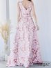 ピンクxシルバー モデル：杉山佳那恵　身長：158cm　着用サイズ：7号(Sサイズ)