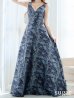 ネイビー モデル：杉山佳那恵　身長：158cm　着用サイズ：7号(Sサイズ)