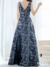 ネイビー モデル：杉山佳那恵　身長：158cm　着用サイズ：7号(Sサイズ)