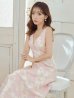 ピンクxゴールド モデル：杉山佳那恵　身長：158cm　着用サイズ：7号(Sサイズ)