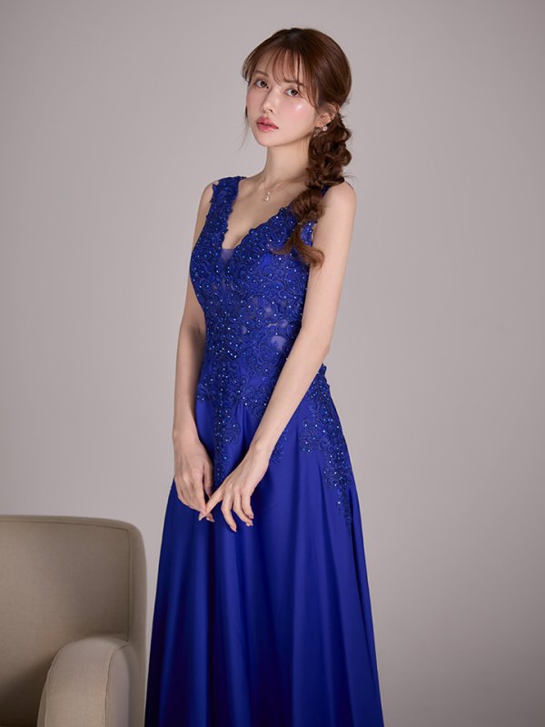 ロイヤルブルー　モデル：ゆめ　身長：160cm　着用サイズ：Sサイズ