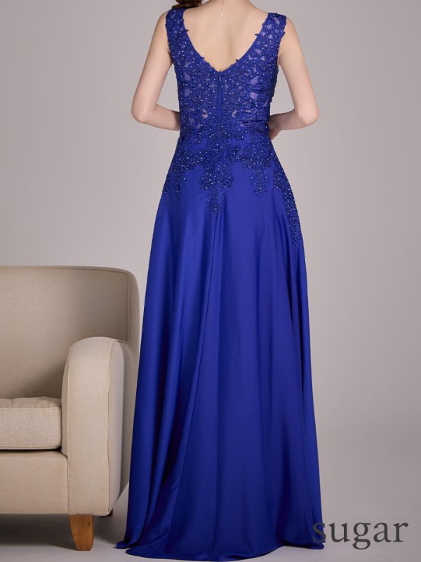 ロイヤルブルー　モデル：ゆめ　身長：160cm　着用サイズ：Sサイズ