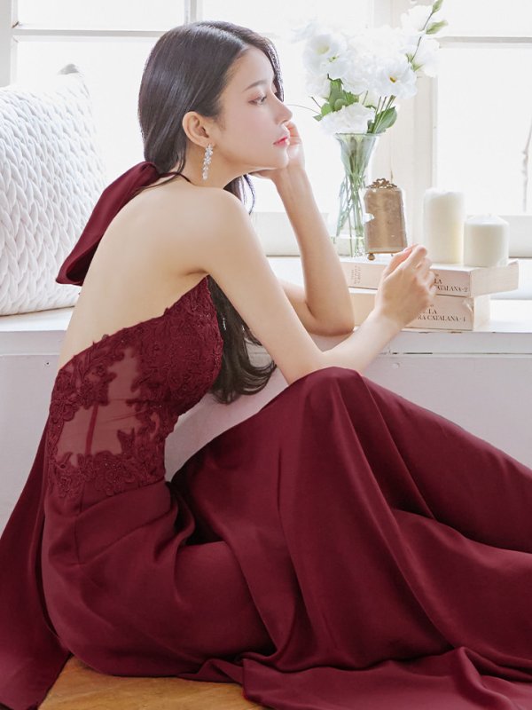 ワインレッド モデル:ゆりお 身長:165cm 着用サイズ:7号(Sサイズ)