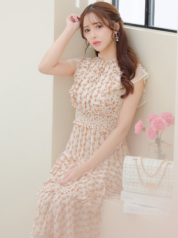 ホワイトxオレンジ モデル:りな 身長:160cm 着用サイズ:Sサイズ