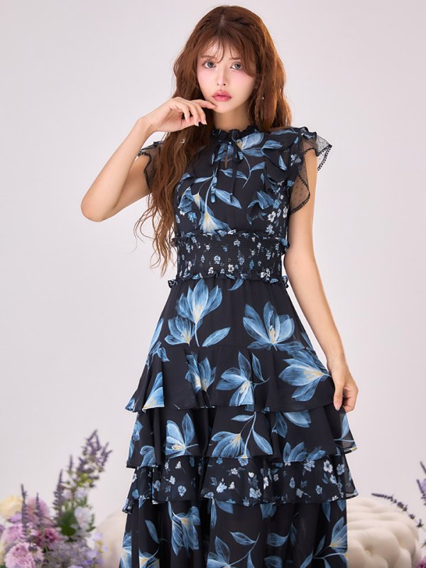 ブラック×ブルー モデル：まりん　身長：164cm 　着用サイズ：Sサイズ