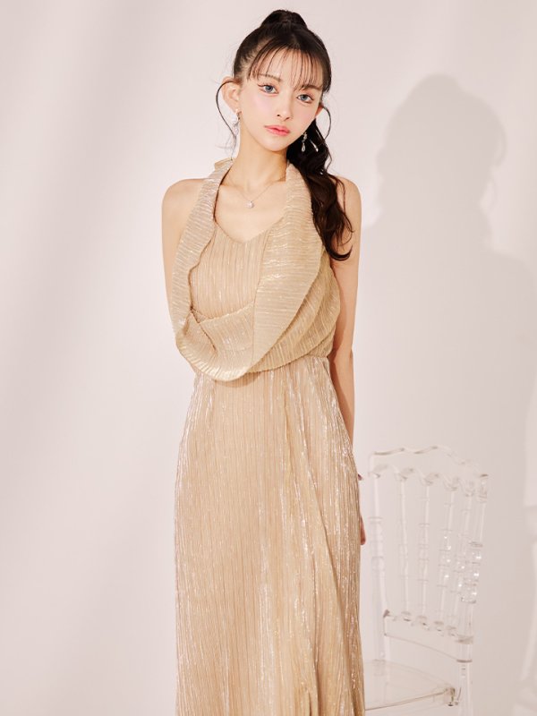 ゴールド モデル：まおちゃる　身長：158cm　着用サイズ：Sサイズ