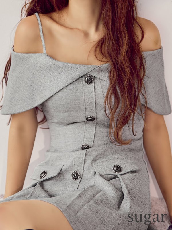 グレー　モデル：まりん　身長：164cm　着用サイズ：XSサイズ