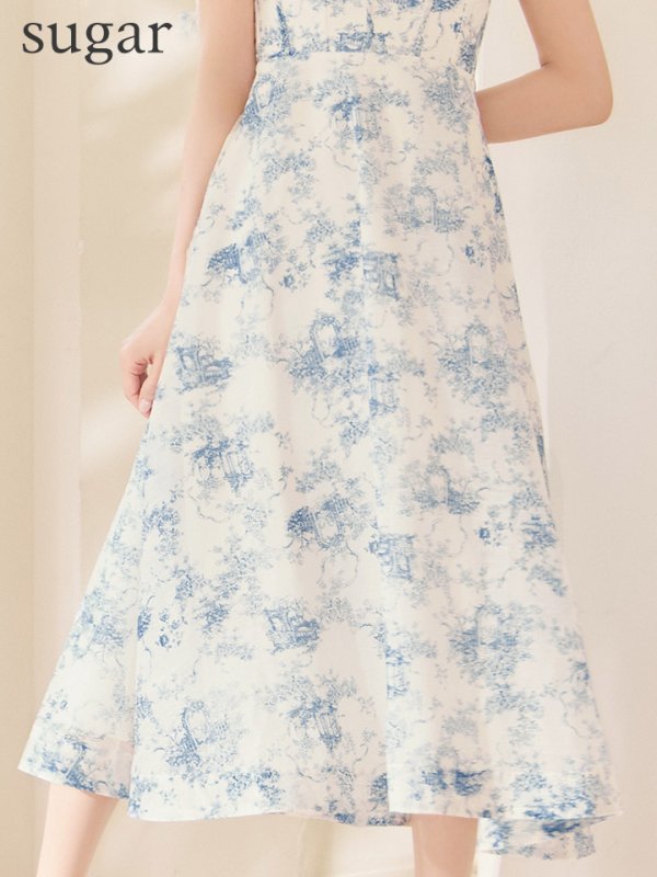 ホワイトxブルー モデル：明日花キララ　身長：162cm サイズ：Sサイズ