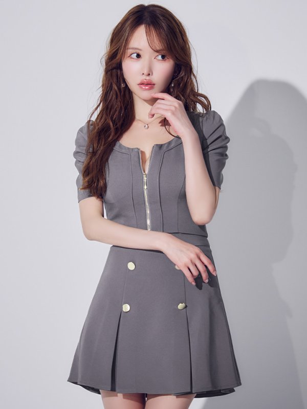 チャコールグレー　モデル：ゆめ　身長：160cm　着用サイズ：Sサイズ