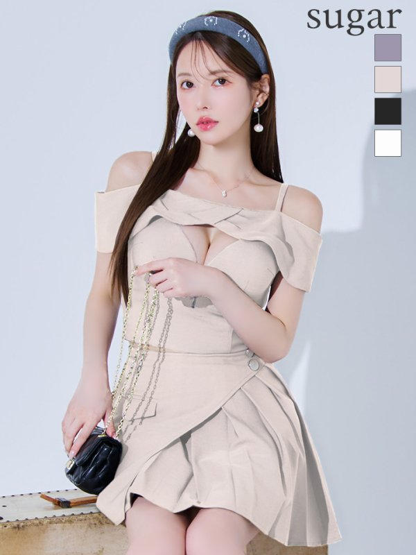 ベージュ モデル：ゆめ　身長：160cm　着用サイズ：Sサイズ
