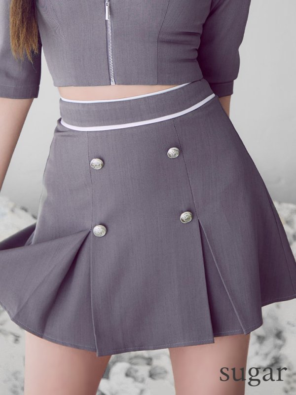 グレーホワイト モデル:橋本甜歌(てんちむ) 身長:163cm 着用サイズ:Sサイズ