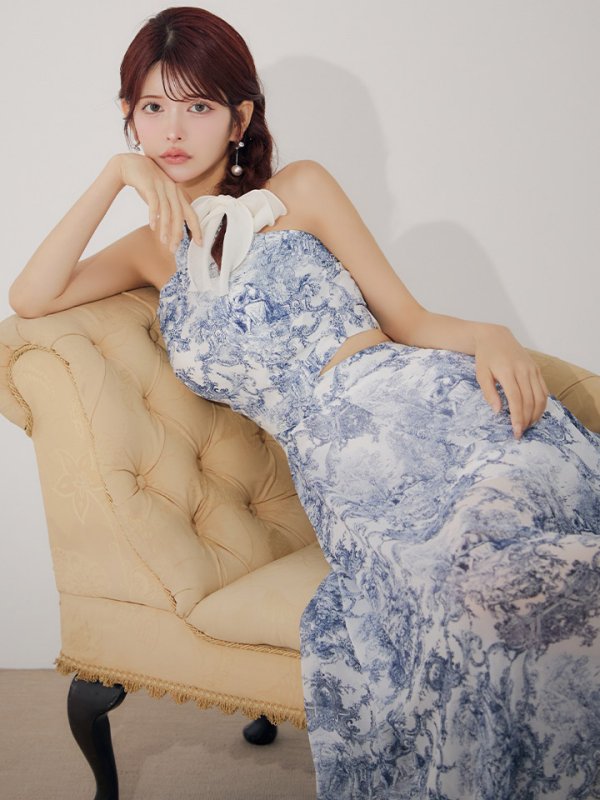 ホワイトネイビー モデル：まりん　身長：164cm　着用サイズ：Sサイズ