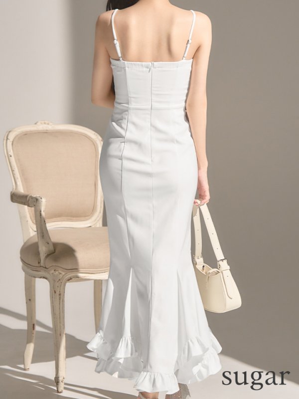 ホワイト　モデル：まおちゃる　身長：158cm　着用サイズ：Sサイズ