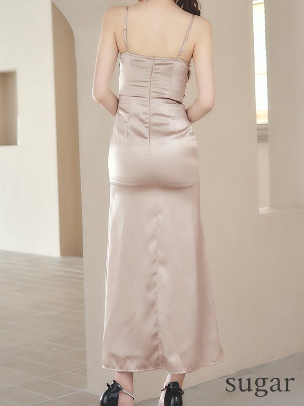 ベージュ モデル：ゆめ　身長：160cm　着用サイズ：Sサイズ