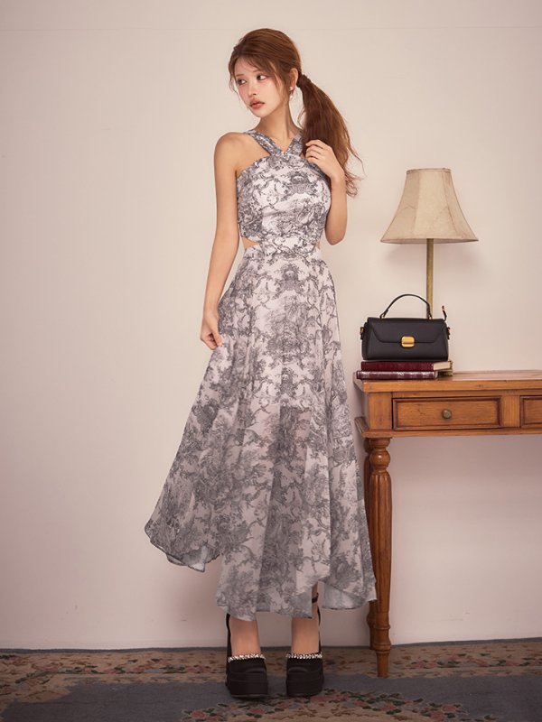 ベージュ　モデル：まりん　身長：164cm　着用サイズ：Sサイズ