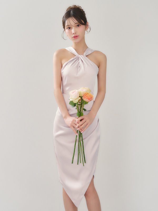 ピンクベージュ　モデル：るりぴ　身長：165cm　着用サイズ：Sサイズ