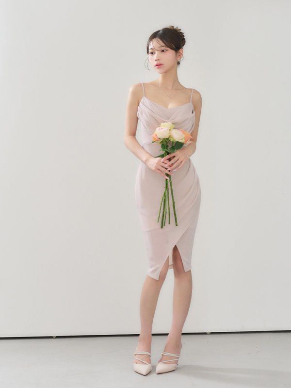 ピンク　モデル：るりぴ　身長：165cm　着用サイズ：Sサイズ