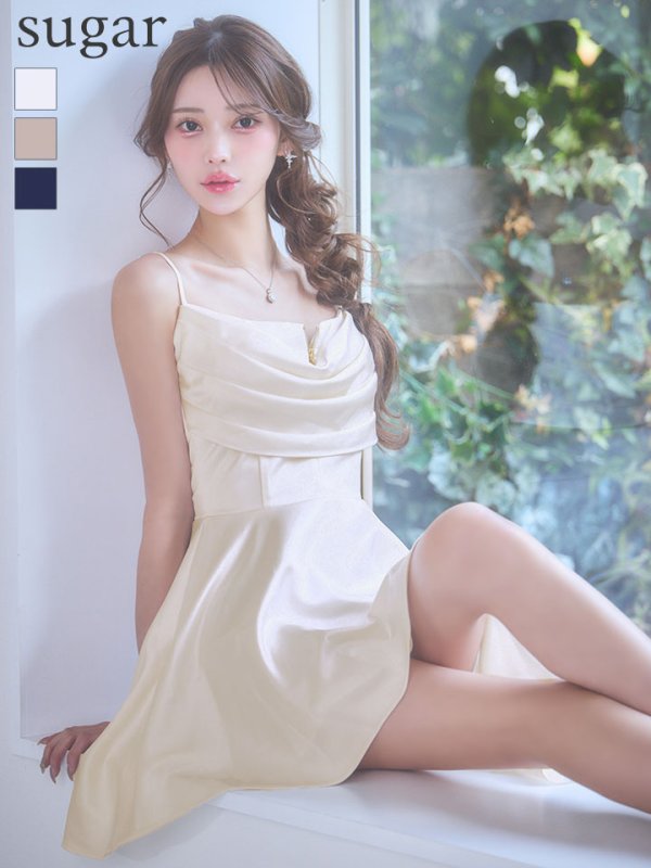 オフホワイト　モデル：るりぴ　身長：165cm　着用サイズ：Sサイズ