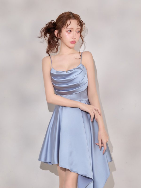 ブルー モデル：りな　身長：160cm　着用サイズ：Sサイズ