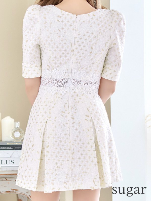 画像9: XS-Lサイズあり【Donia Quinn / ドニアクイーン】 総レース/ バストカット/ 袖あり/ パフスリーブ/ ボタンデザイン/ ボックスプリーツ/ ミニドレス/ キャバドレス[OF05]