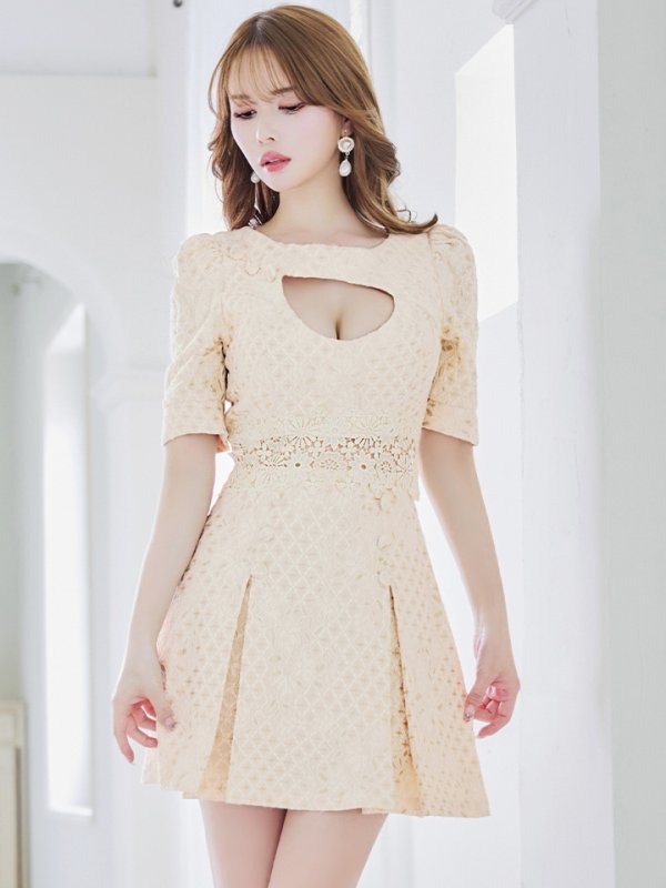 画像27: XS-Lサイズあり【Donia Quinn / ドニアクイーン】 総レース/ バストカット/ 袖あり/ パフスリーブ/ ボタンデザイン/ ボックスプリーツ/ ミニドレス/ キャバドレス[OF05]