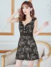 画像20: XS-Lサイズあり【Donia Quinn / ドニアクイーン】 フラワーレース/ ドットレース/ バストギャザー/ パールボタン/ ノースリーブ/ プリーツ/ Aライン/ フレア/ ミニドレス/ キャバドレス[OF05]