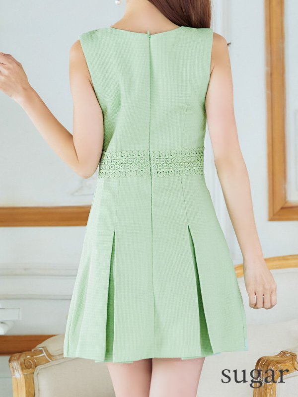 画像18: XS-Lサイズあり【Donia Quinn / ドニアクイーン】 バストフリル/ パールボタン/ ノースリーブ/ ウエストレース/ Aライン/ ミニドレス/ キャバドレス[OF05]