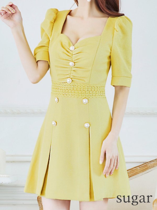 画像26: XSサイズあり【Donia Quinn / ドニアクイーン】 パールボタン/ バストギャザー/ パフスリーブ/ 袖あり/ 半袖/ ボックスプリーツ/ Aライン/ フレア/ ミニドレス/ キャバドレス[OF05]