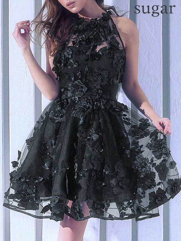 ブラック　モデル：カレン　身長：165cm　着用サイズ：8号(Sサイズ)