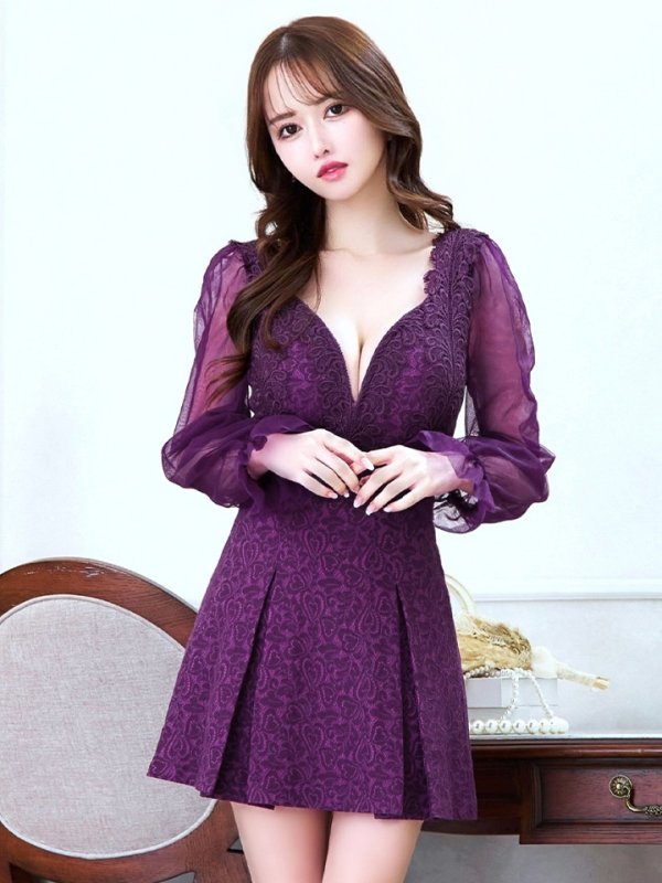 バーガンディー モデル:ゆめ 身長:160cm 着用サイズ:Sサイズ