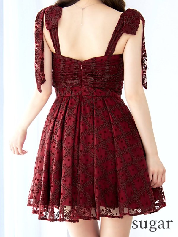 ワイン　モデル：ゆめ　身長：160cm　着用サイズ：8号(Sサイズ)