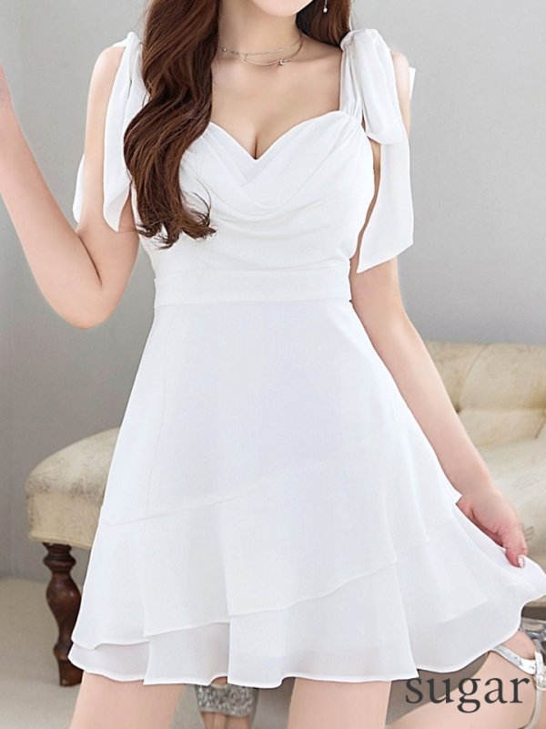 アイボリー モデル：真優川咲　身長：158cm　着用サイズ：8号(Sサイズ)