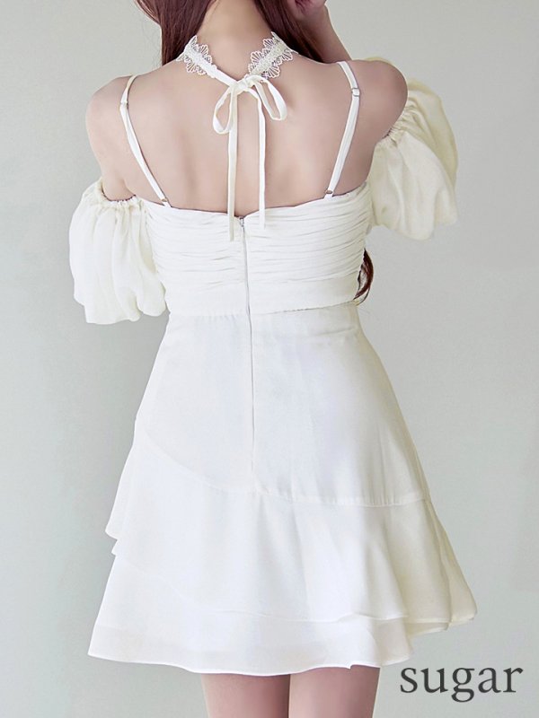 アイボリー　モデル：真優川咲　身長：158cm　着用サイズ：8号(Sサイズ)