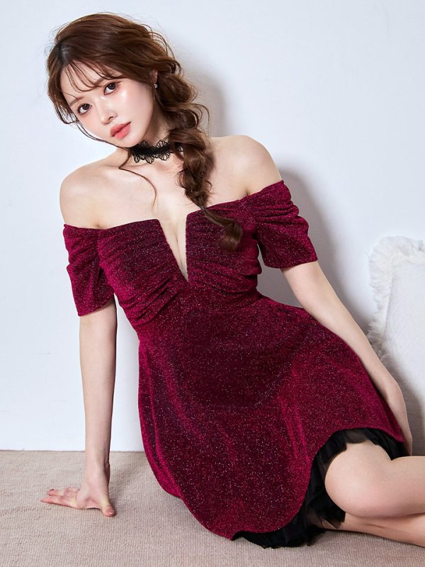 ブラックバーガンディ モデル：ゆめ　身長：160cm：8号(Sサイズ)