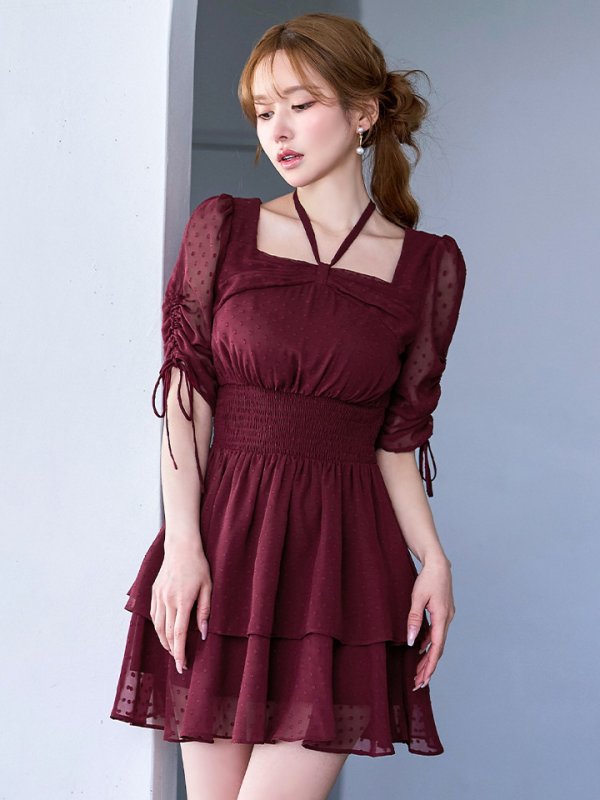 バーガンディ モデル：ゆめ　身長：160cm　着用サイズ：7号(Sサイズ)